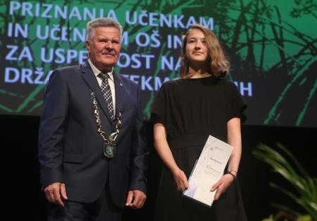 ZLATA PETICA 17 FOTO LJUBO VUKELIČ